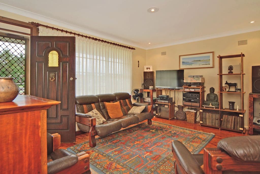 10 Anthony Street, Lake Illawarra NSW 2528, Lake Illawarra - Thumbnail 3