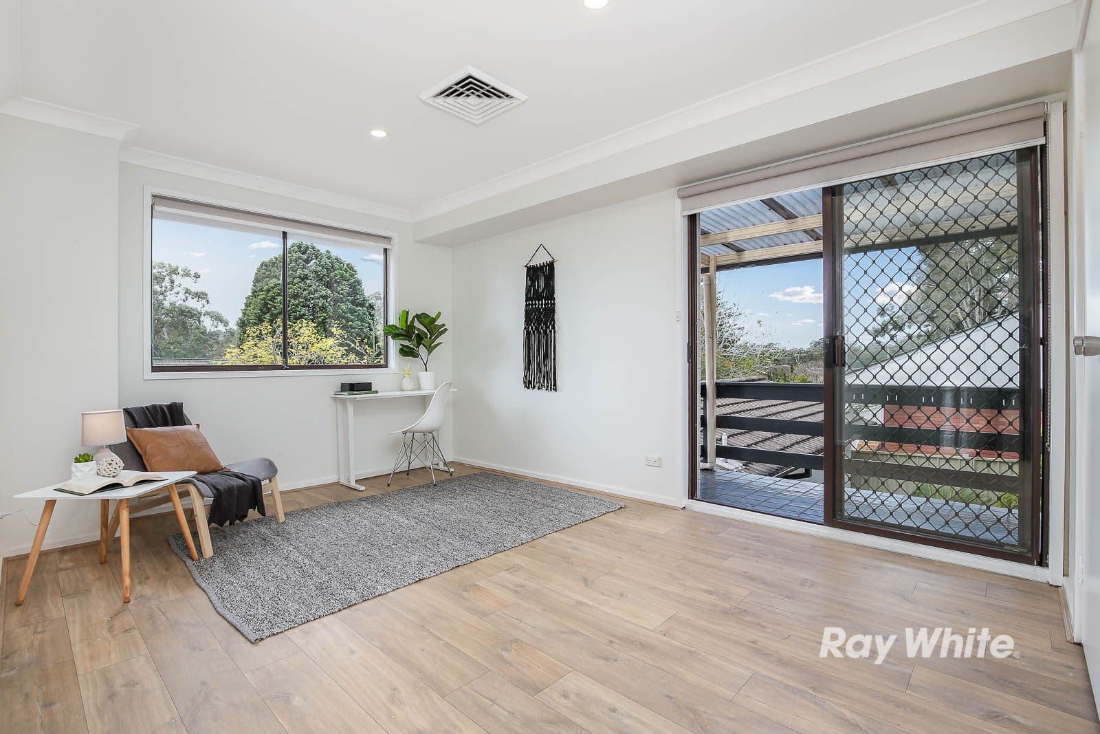 9 Stewart Drive, Castle Hill - Thumbnail 6
