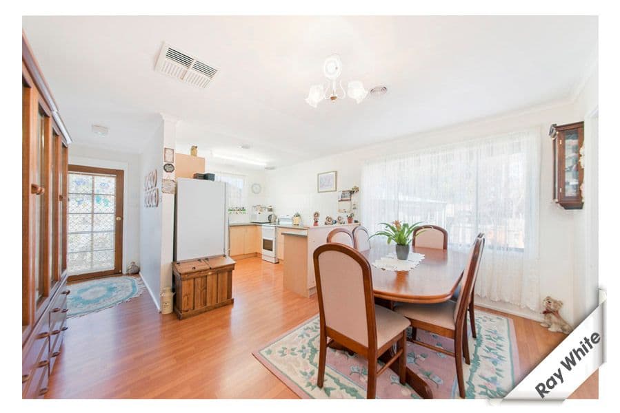 12 Kingham Place, CHARNWOOD ACT 2615, Charnwood - Thumbnail 4