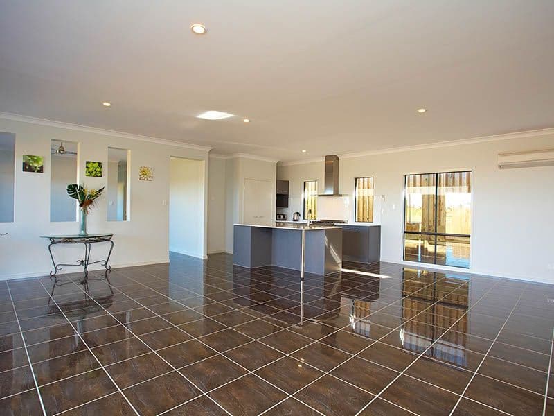 12 Eaton Close, NORTH LAKES QLD 4509, North Lakes - Thumbnail 4
