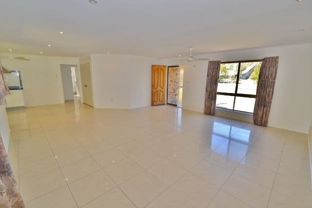 11 Heritage Drive, GLASS HOUSE MOUNTAINS QLD 4518, Glass House Mountains - Thumbnail 3