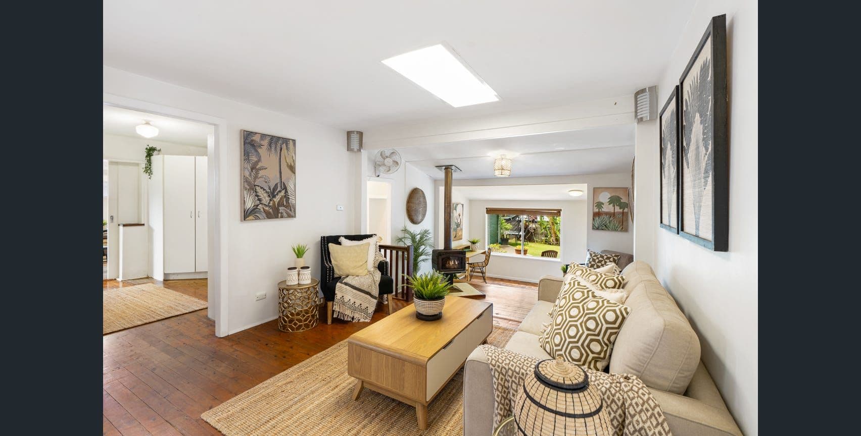 106 Ridgeway Avenue, Southport QLD 4215, Southport - Thumbnail 2
