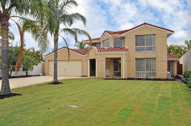 26 Longstaff Gardens, Dianella WA 6059, Dianella - Thumbnail 2