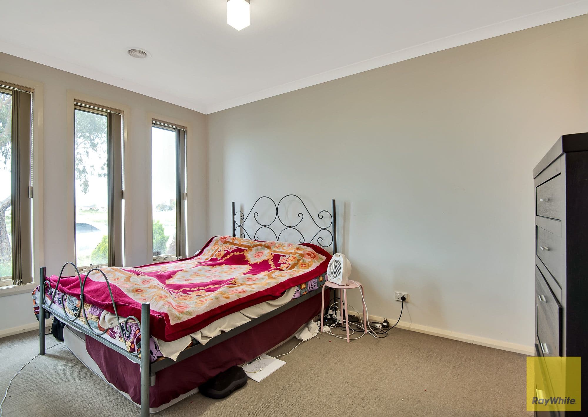 74 Westmeadows Lane, Truganina VIC 3029, Truganina - Thumbnail 2