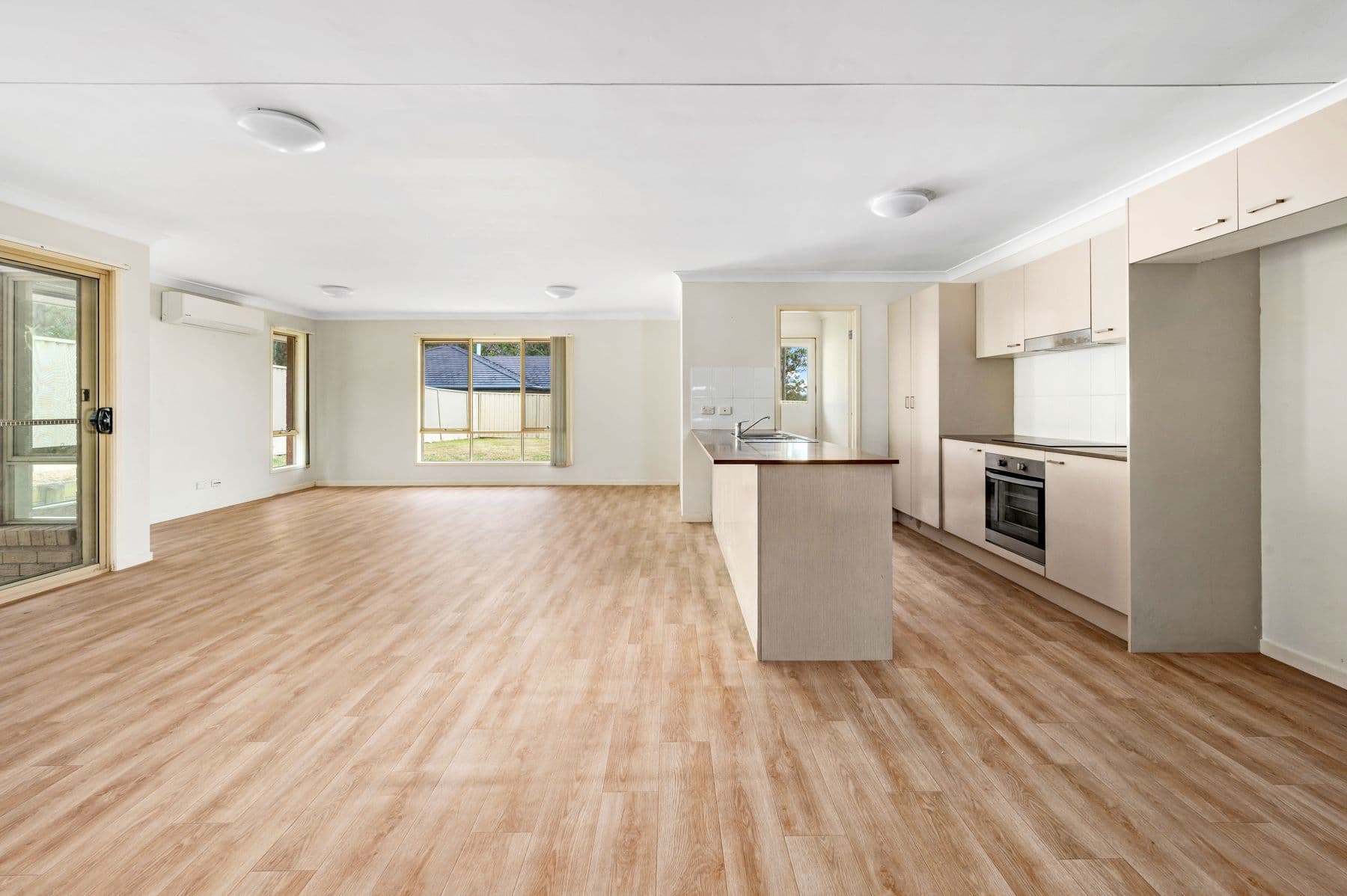18 White Circuit, Gloucester NSW 2422, Gloucester - Thumbnail 2