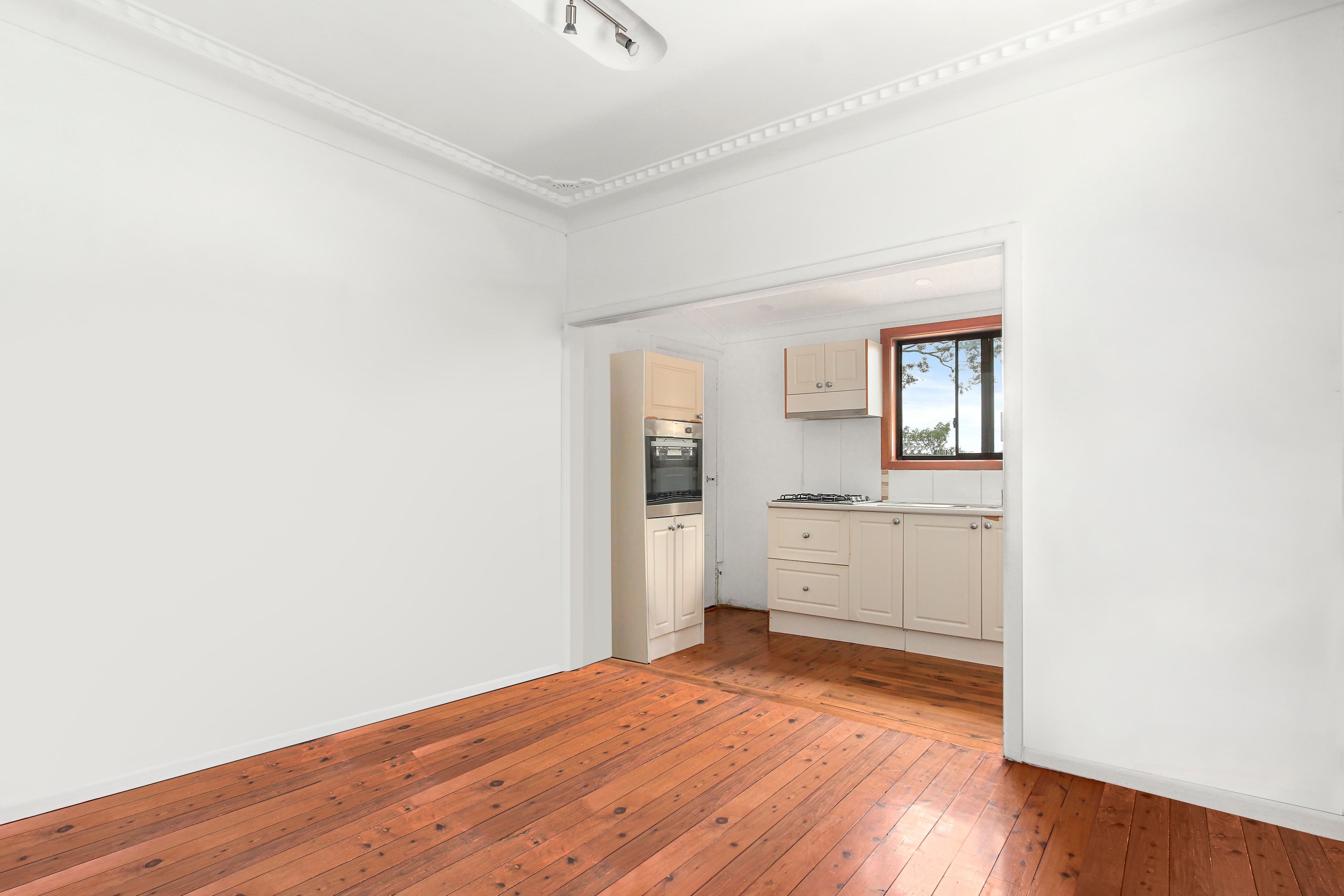 116 Sylvania Road, Miranda NSW 2228, Miranda - Thumbnail 3