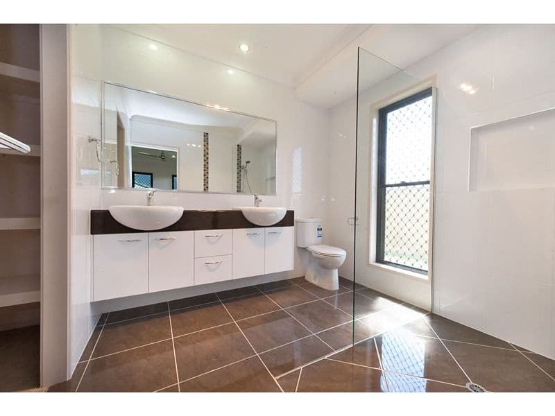 61 Bramble Street, NORMAN GARDENS QLD 4701, Norman Gardens - Thumbnail 4
