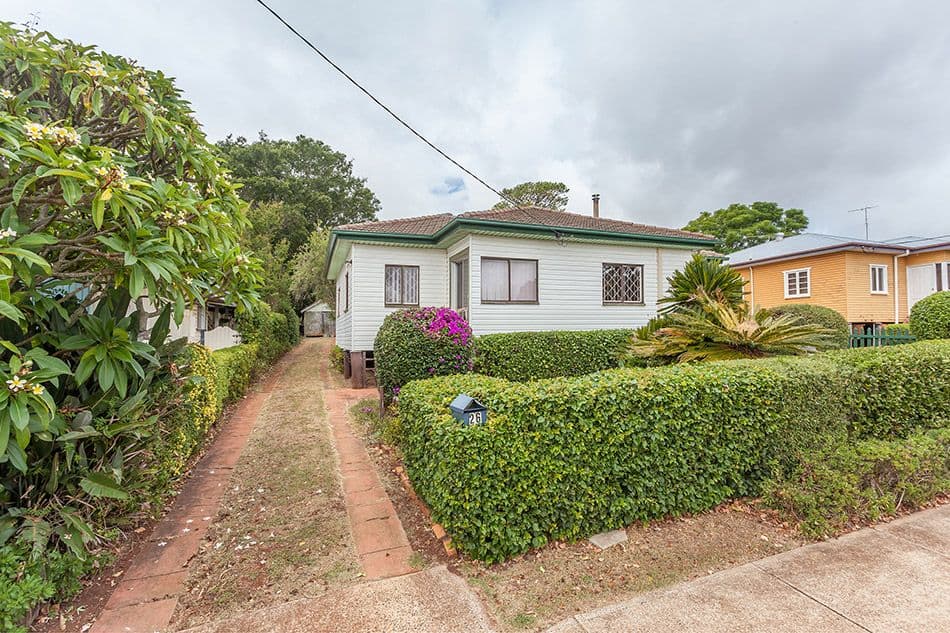 26 Llewellyn Street, Centenary Heights QLD 4350, Centenary Heights - Image 1