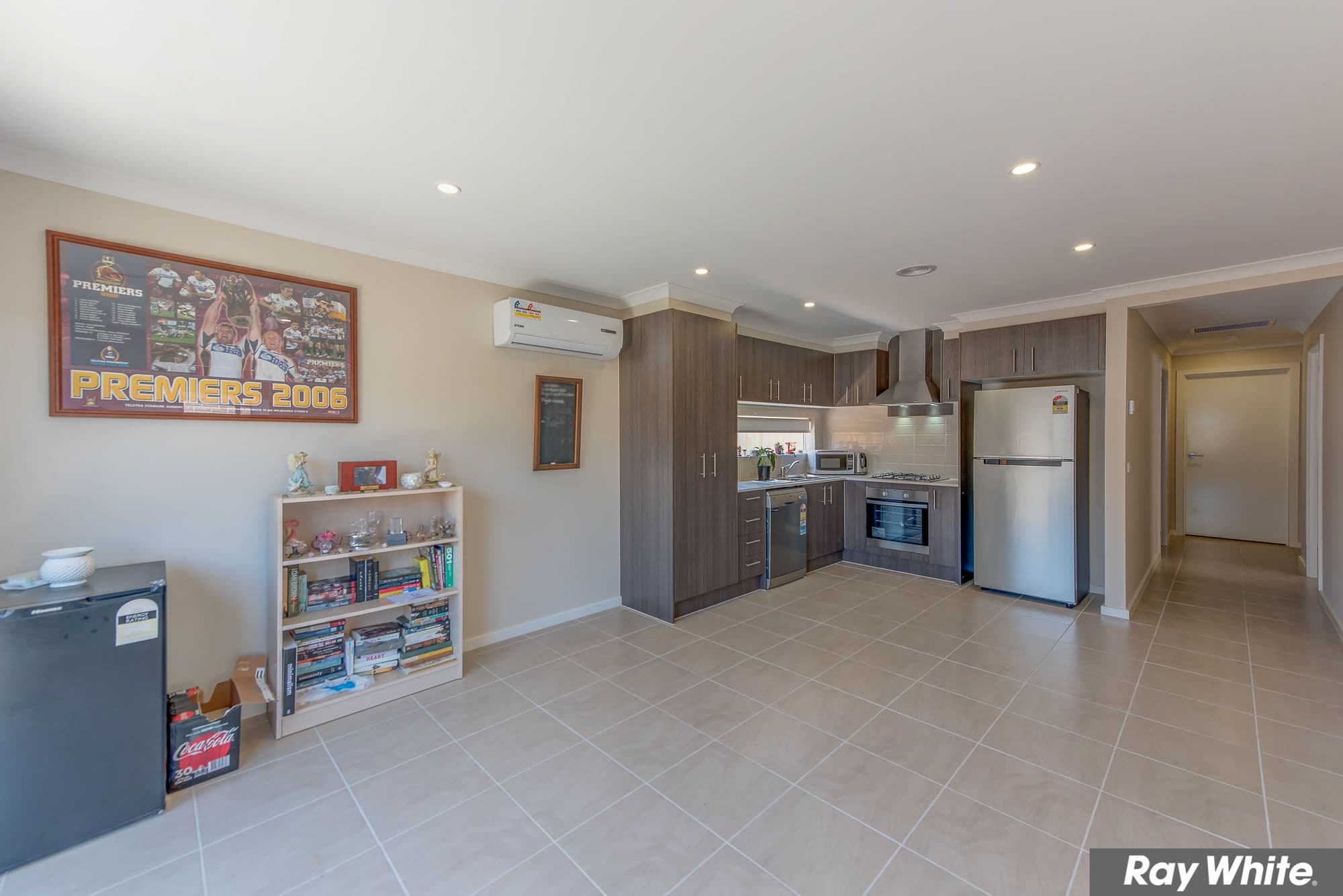 10 Yaleri Rise, Werribee VIC 3030, Werribee - Thumbnail 3