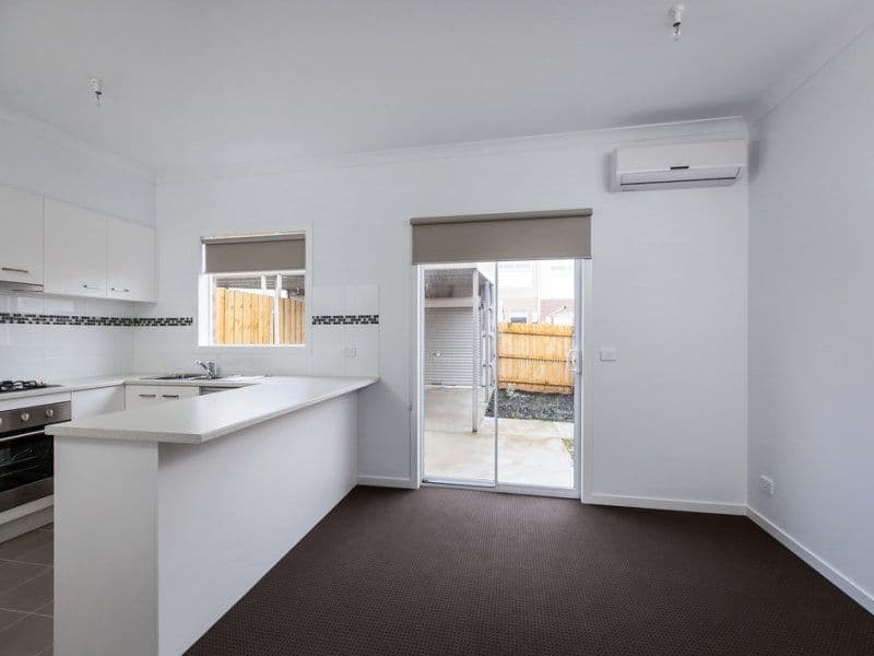 28 Oriano Street, Epping VIC 3076, Epping - Thumbnail 3