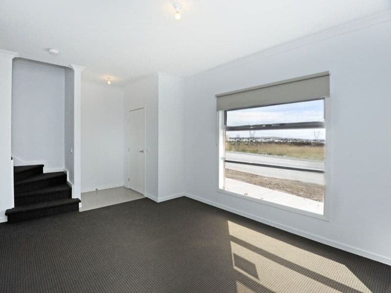 28 Oriano Street, Epping VIC 3076, Epping - Thumbnail 5