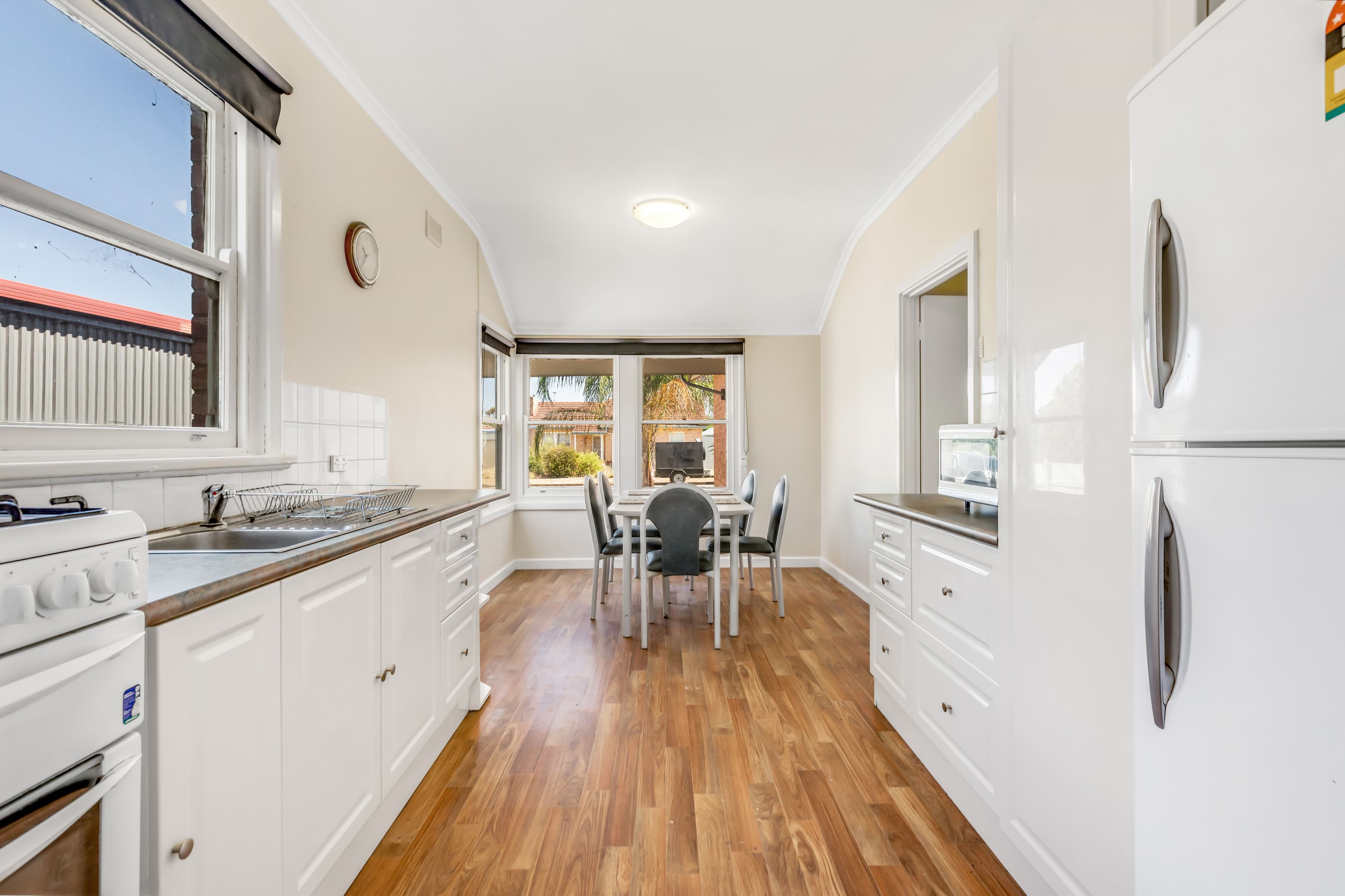 28 Chaddenwick Road, Elizabeth Vale SA 5112, Elizabeth Vale - Thumbnail 4