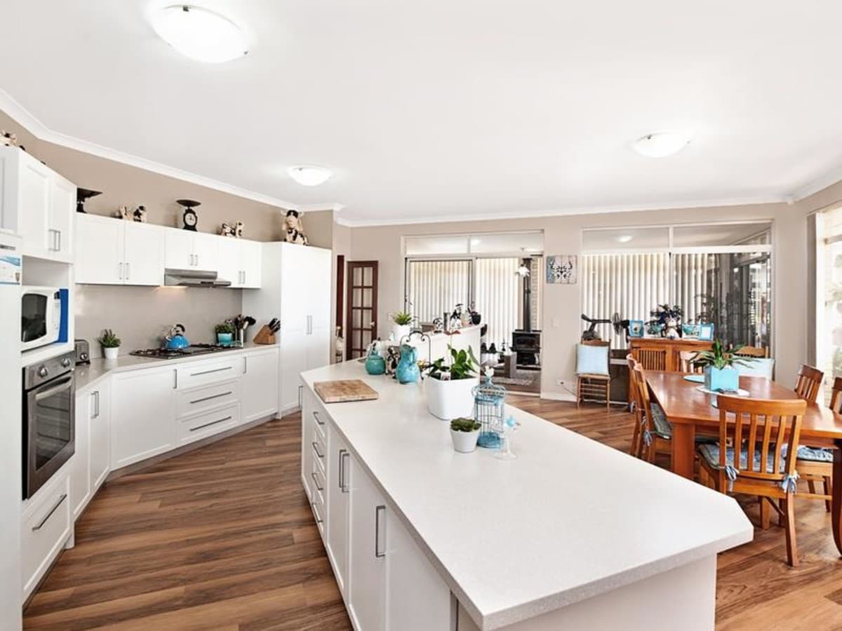1 Clover Crescent, BUSSELTON, Busselton - Thumbnail 6