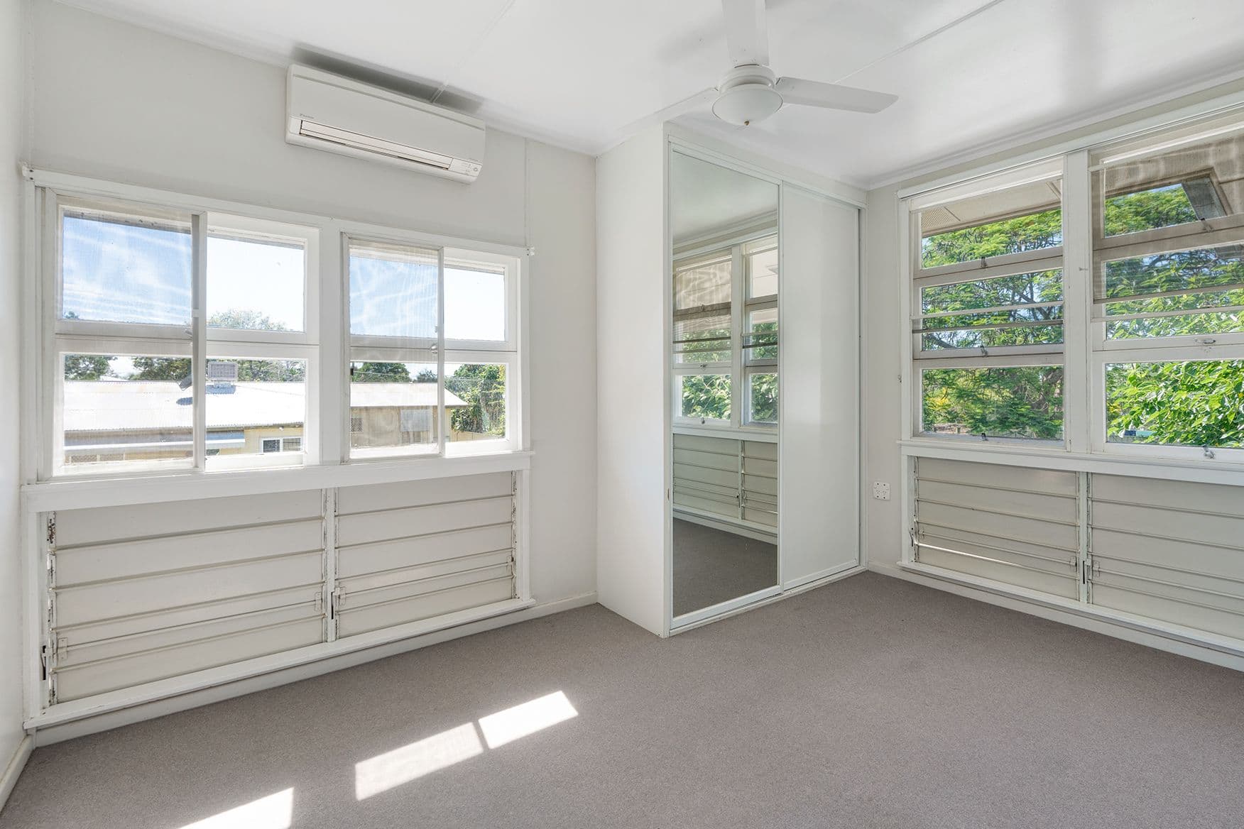 120 Hospital Road, Emerald QLD 4720, Emerald - Thumbnail 7