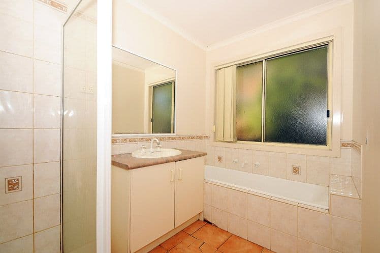 118 Rosemary Crescent, Frankston North VIC 3200, Frankston North - Thumbnail 6
