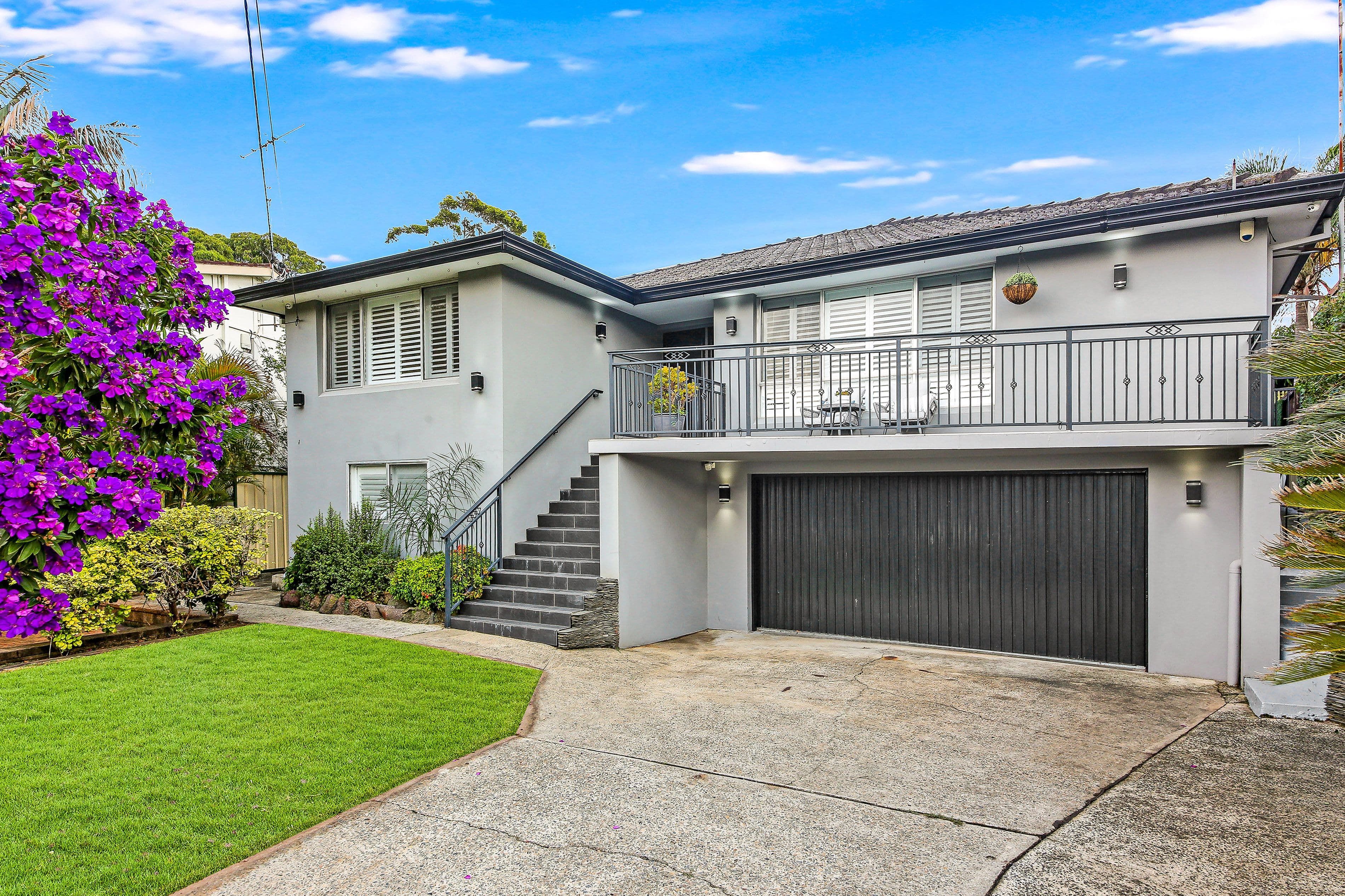 15 Lincoln Road, Georges Hall NSW 2198, Georges Hall - Thumbnail 2