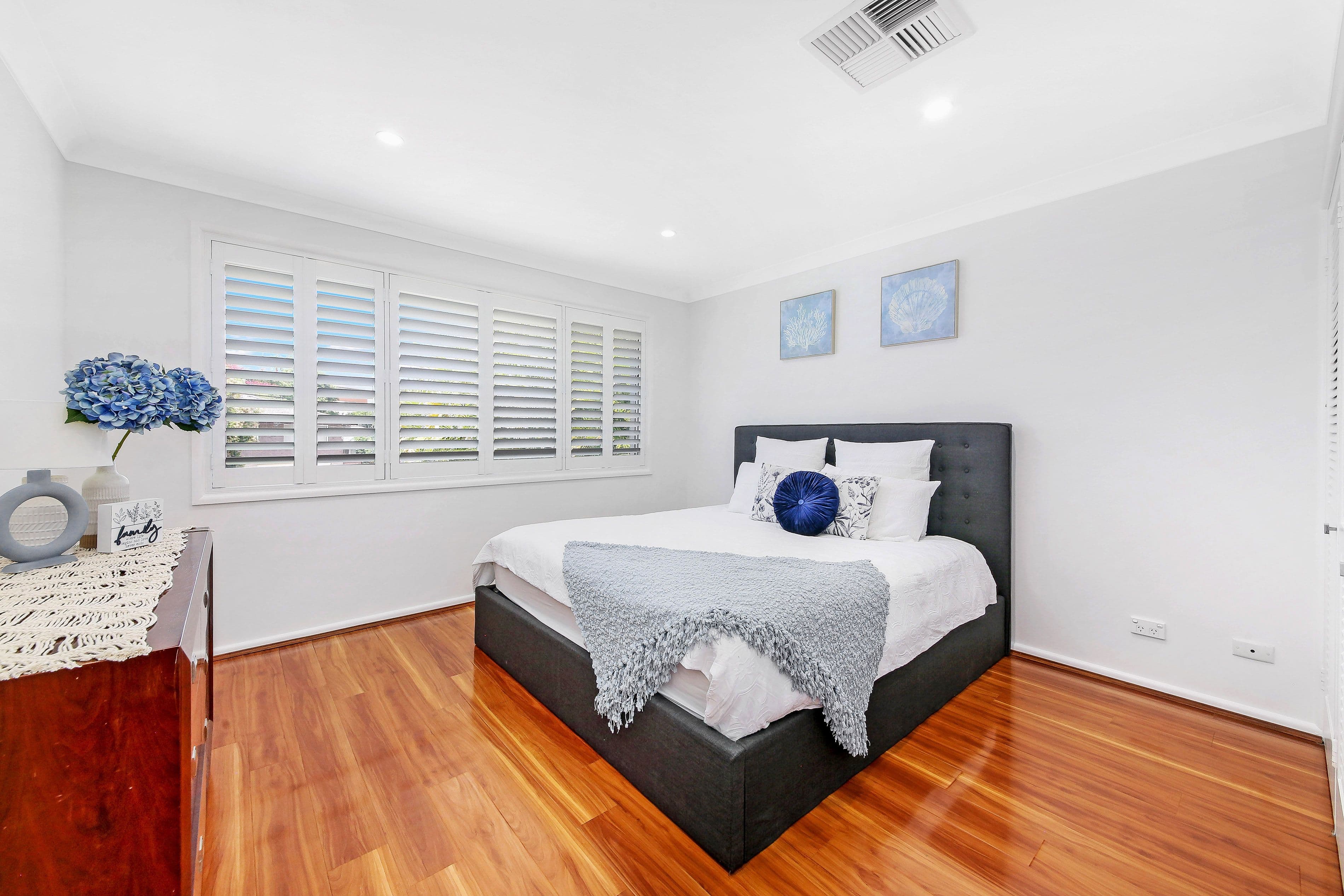 15 Lincoln Road, Georges Hall NSW 2198, Georges Hall - Thumbnail 6