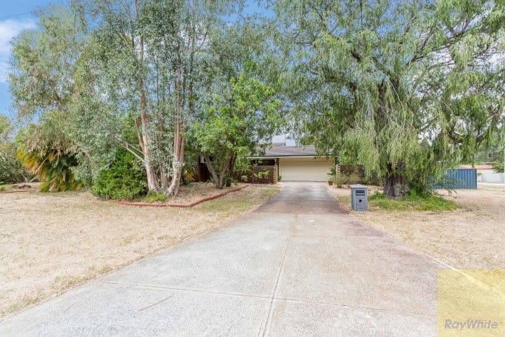 28 St George's Avenue, Champion Lakes WA 6111, Champion Lakes - Image 1