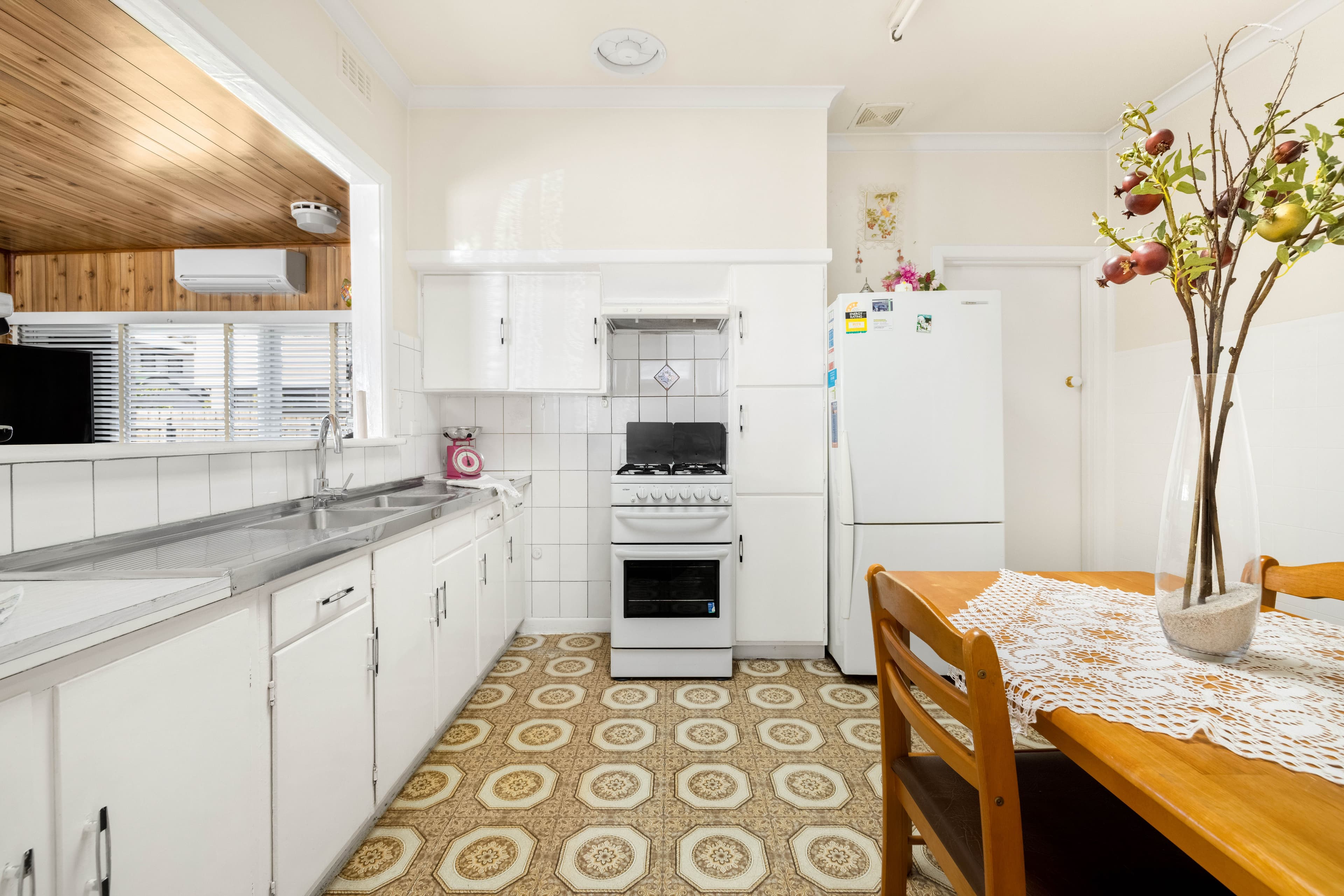10 St James Street, Hadfield VIC 3046, Hadfield - Thumbnail 3