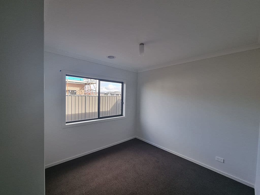 177 Clara Avenue, Truganina VIC 3029, Truganina - Thumbnail 2