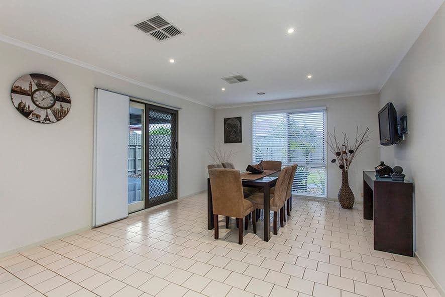 12 Burswood Court, SEABROOK VIC 3028, Seabrook - Thumbnail 5