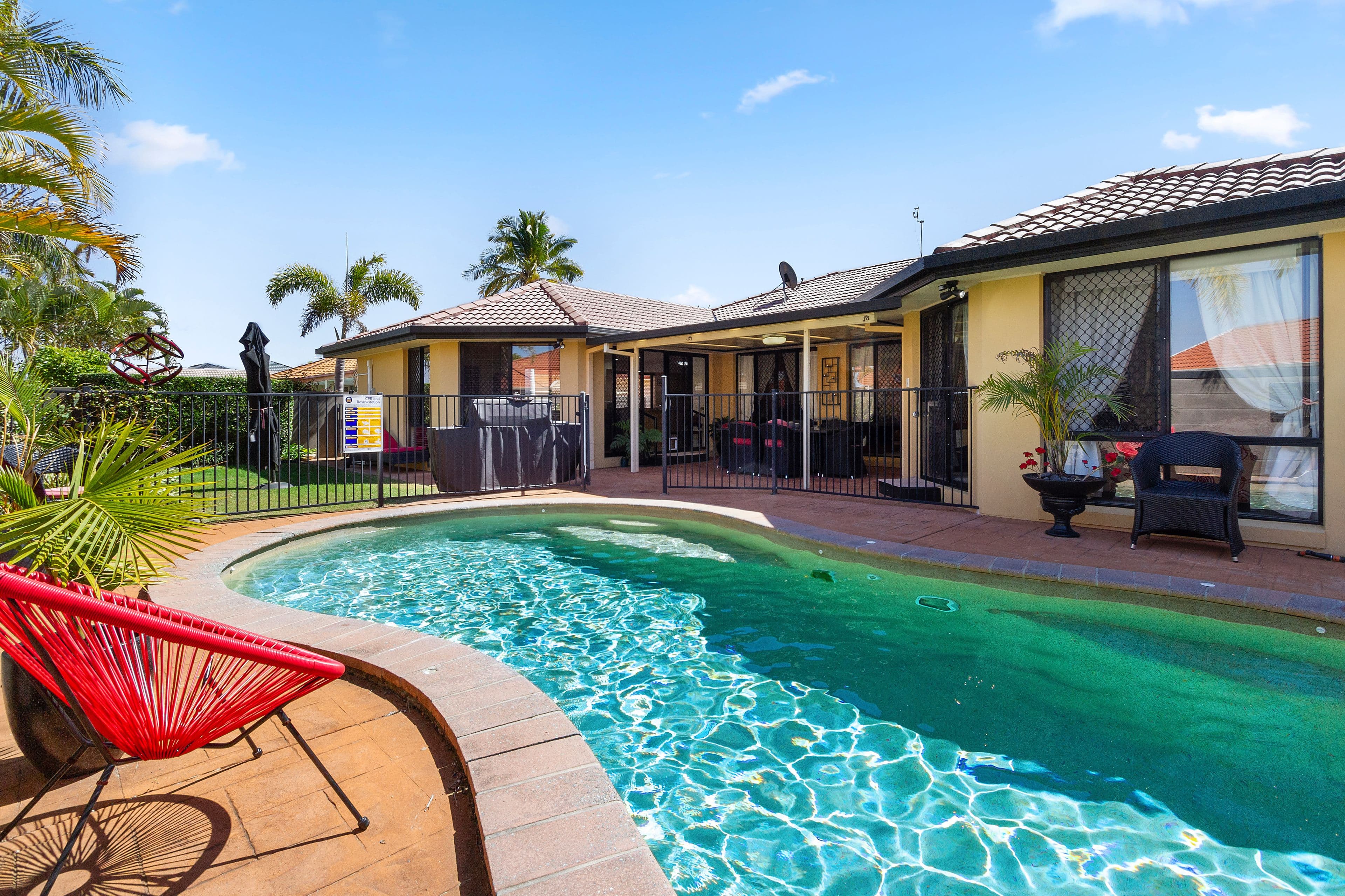 32 Dalley Park Drive, Helensvale QLD 4212, Helensvale - Thumbnail 2