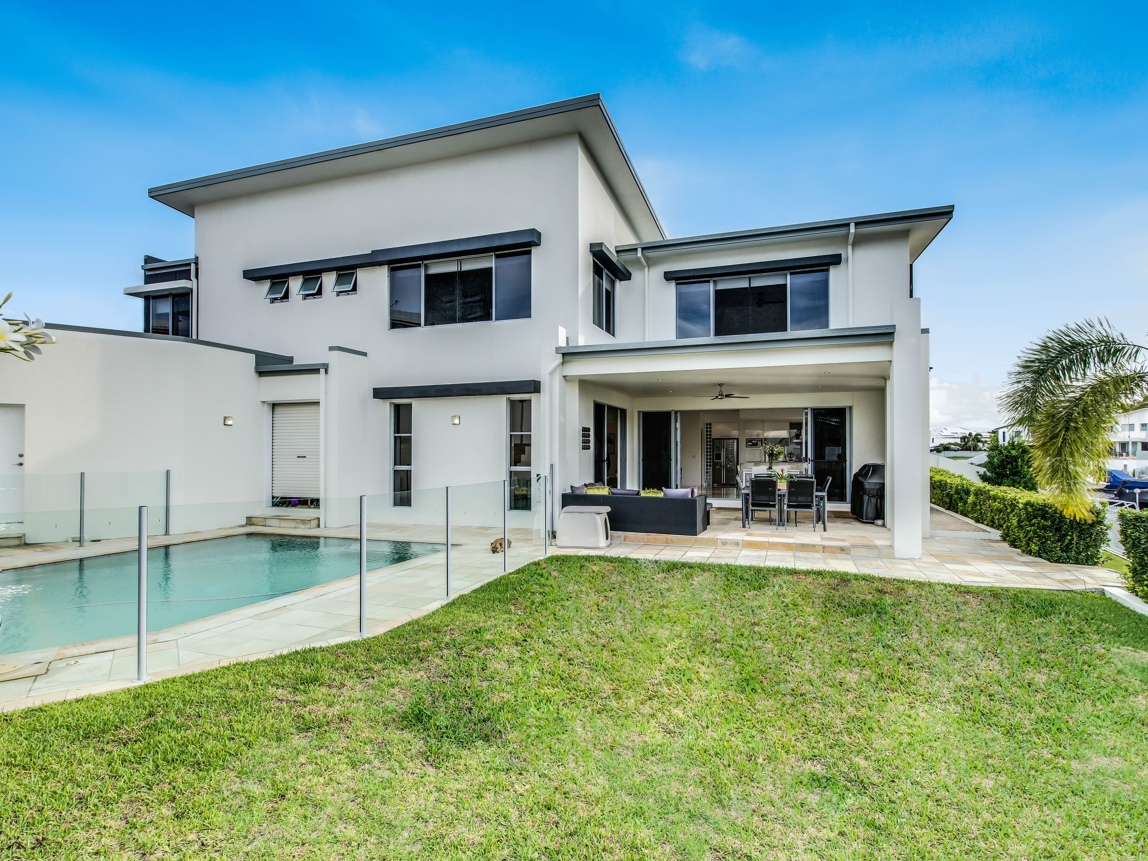 17 North Quay Drive, Biggera Waters QLD 4216, Biggera Waters - Thumbnail 4