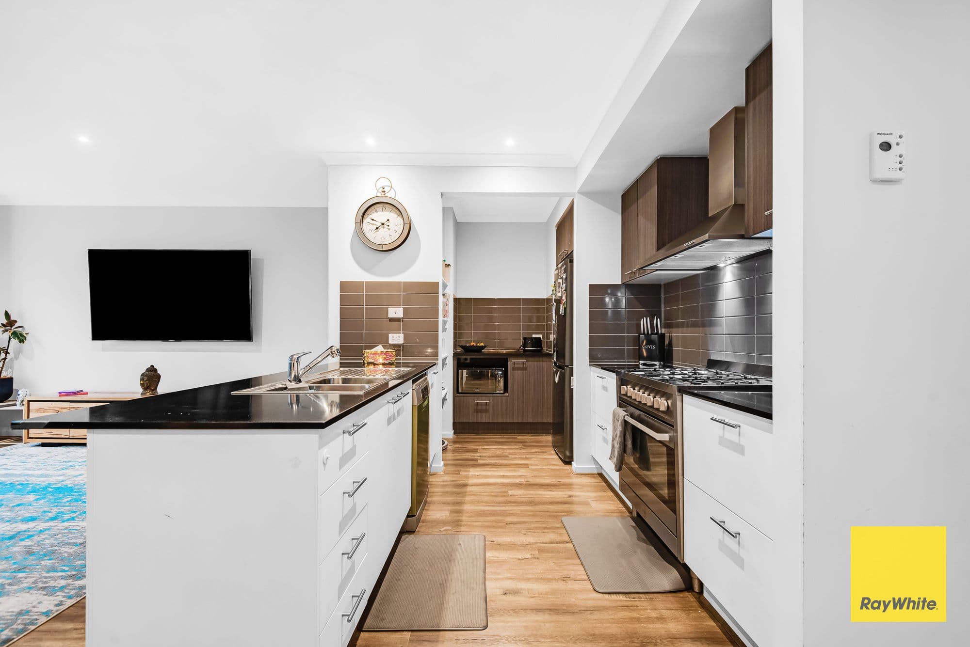 6 Karas Street, Truganina VIC 3029, Truganina - Thumbnail 7