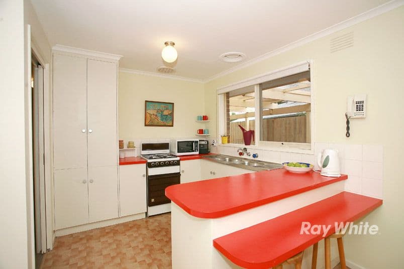 39 Latrobe Street, CRANBOURNE VIC 3977, Cranbourne - Thumbnail 3