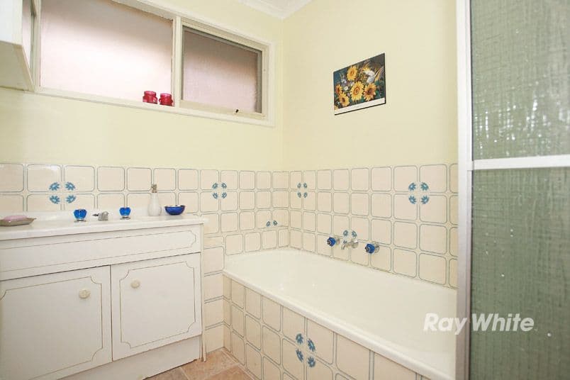 39 Latrobe Street, CRANBOURNE VIC 3977, Cranbourne - Thumbnail 8