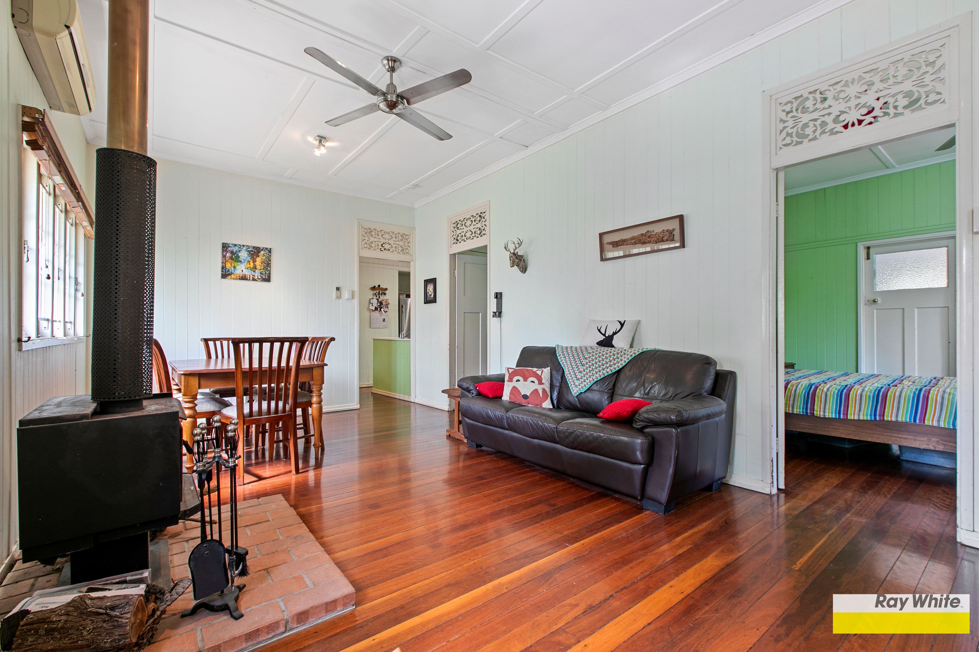 12 Navy Street, Holland Park West QLD 4121, Holland Park West - Thumbnail 2