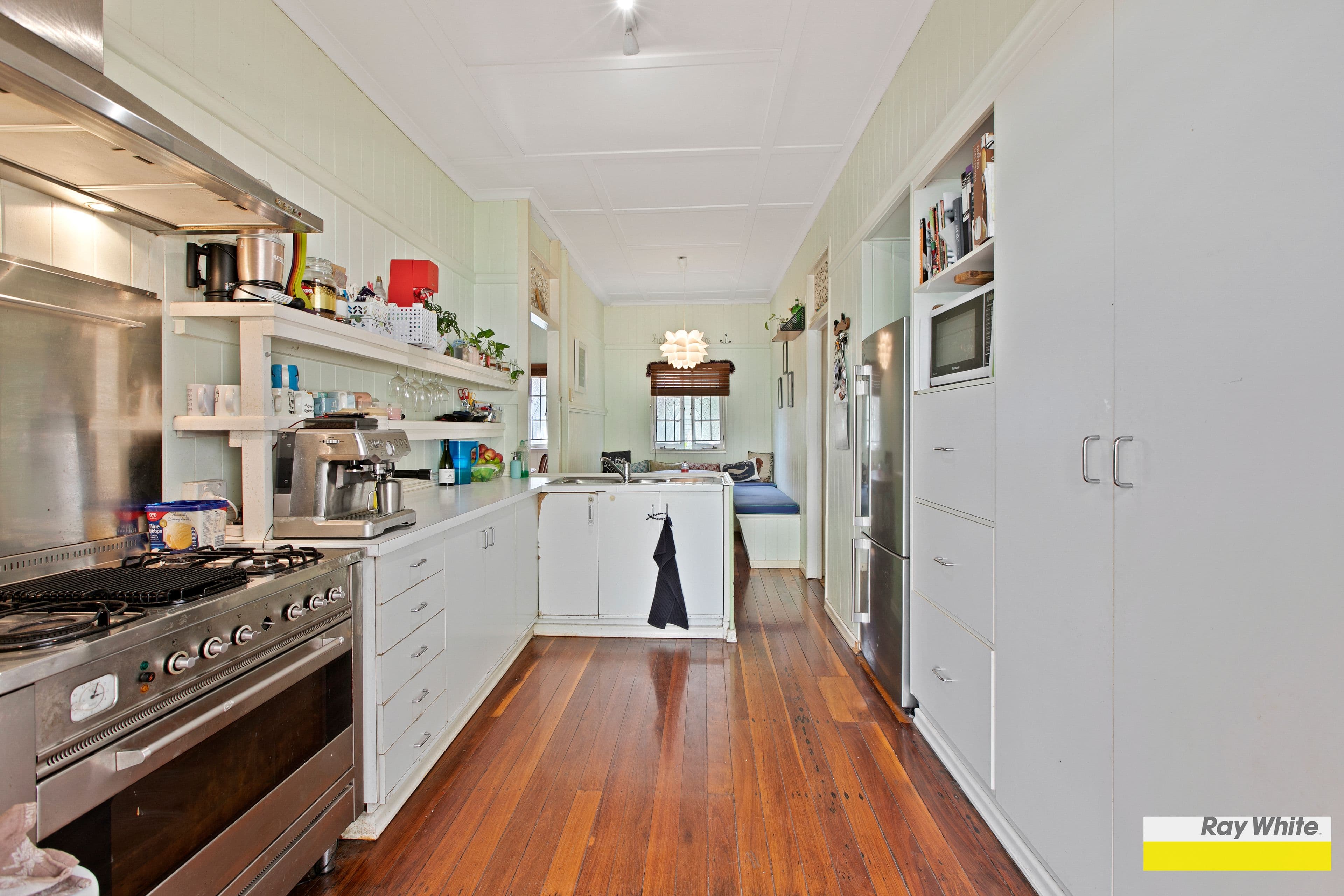12 Navy Street, Holland Park West QLD 4121, Holland Park West - Thumbnail 3