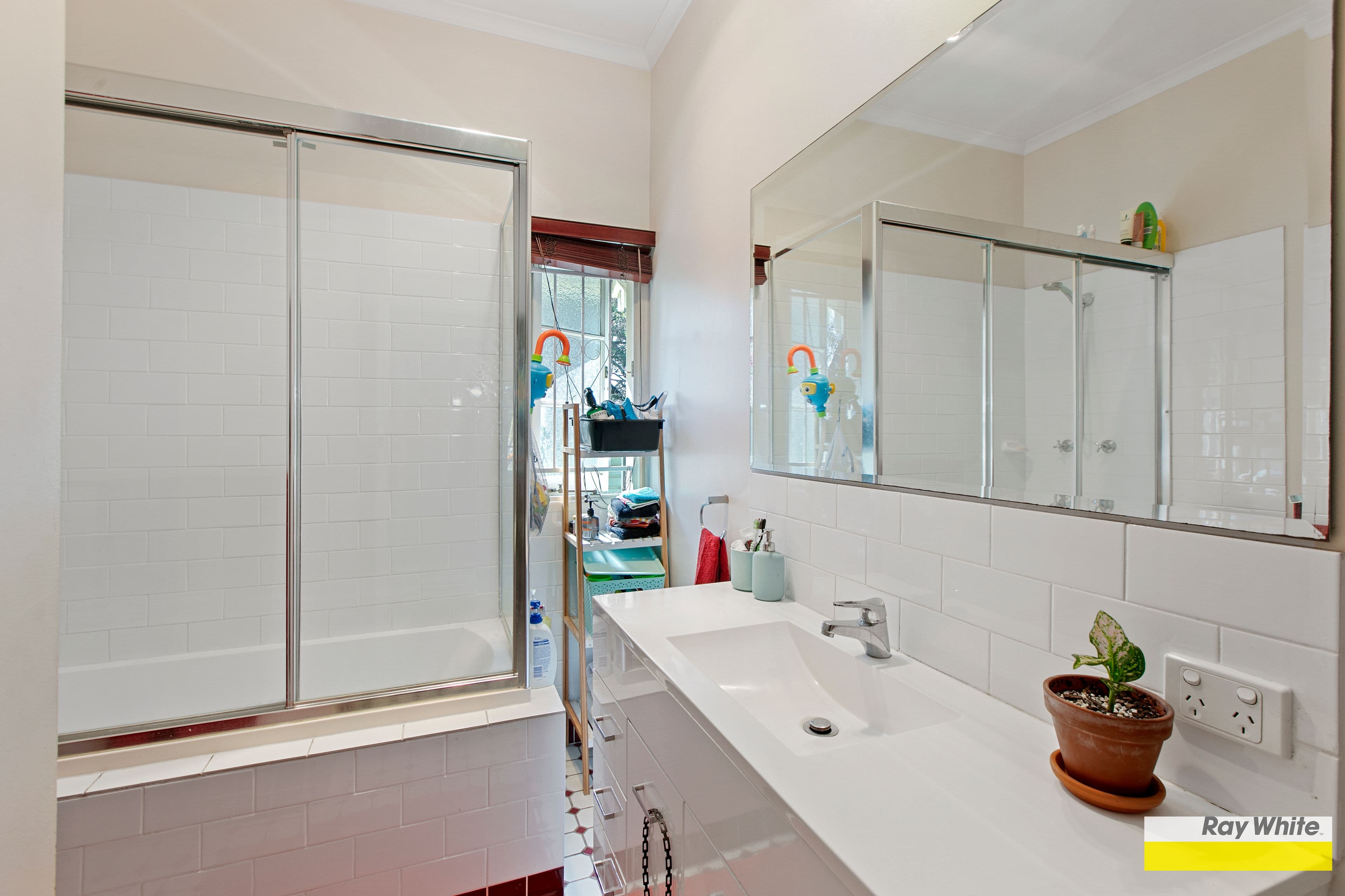 12 Navy Street, Holland Park West QLD 4121, Holland Park West - Thumbnail 7