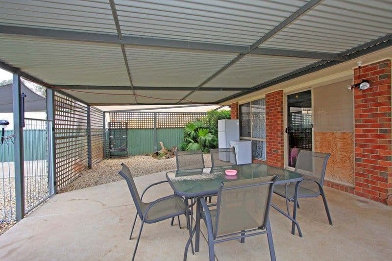 72 Townsend Street, HOWLONG NSW 2643, Howlong - Thumbnail 6