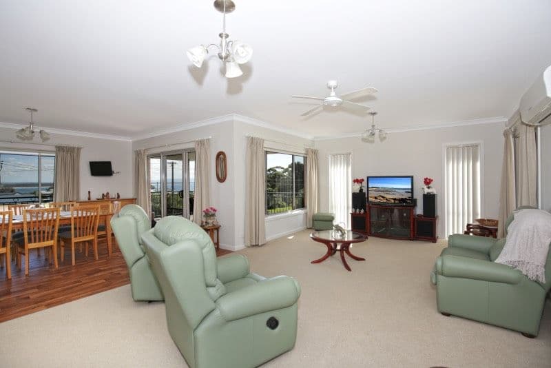 8 Conjola Street, Currarong - Thumbnail 4