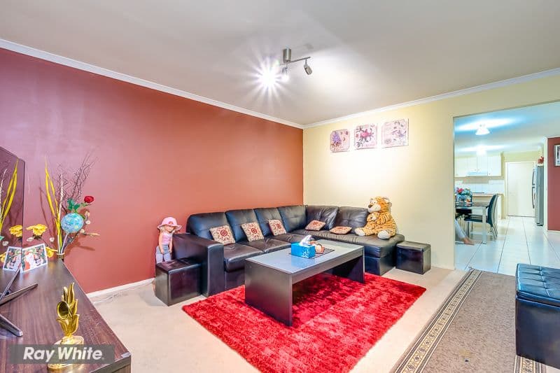8 Keats Court, Truganina VIC 3029, Truganina - Thumbnail 2
