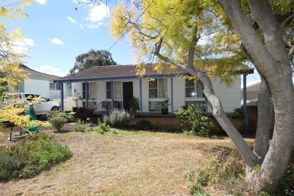 209 Hawker Street, Quirindi - Image 1