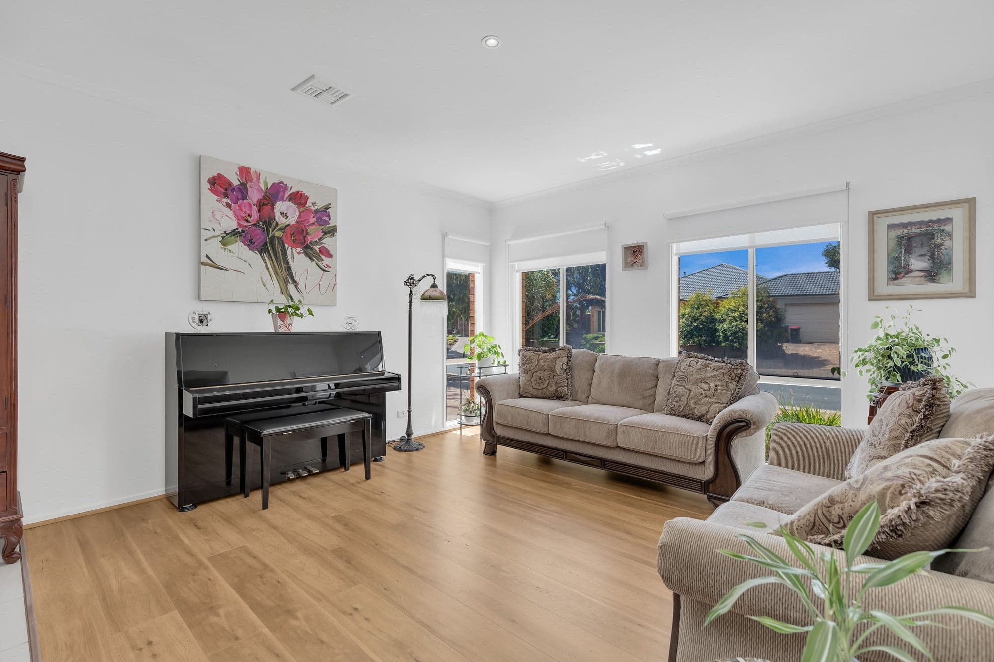 17 Omeo Terrace, Manor Lakes VIC 3024, Manor Lakes - Thumbnail 7