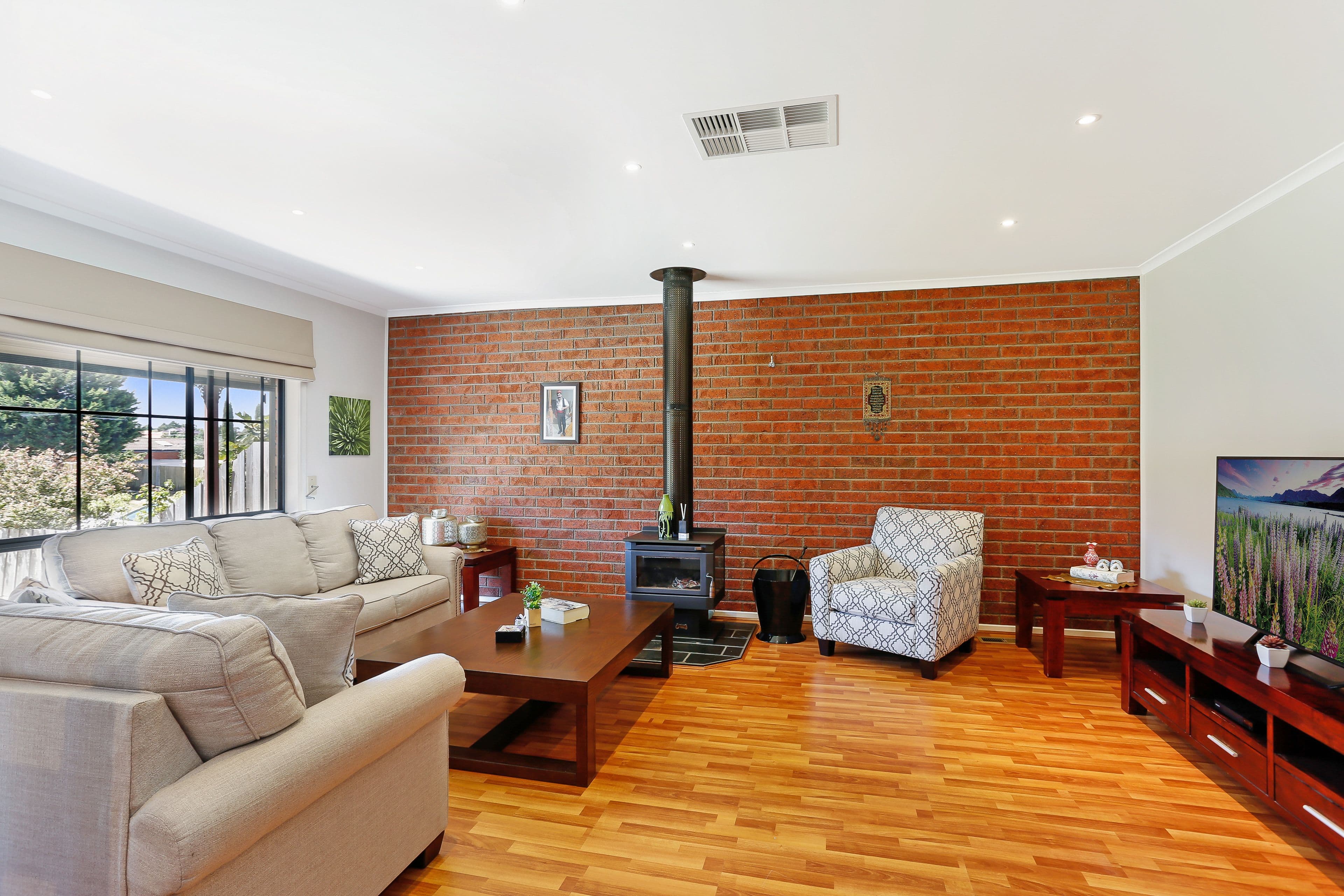 23 Fuschia Place, Meadow Heights VIC 3048, Meadow Heights - Thumbnail 2