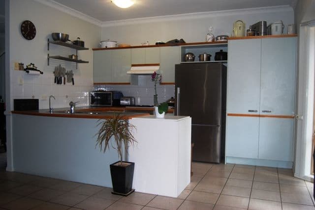 53 Oxford Place, FOREST LAKE QLD 4078, Forest Lake - Thumbnail 2