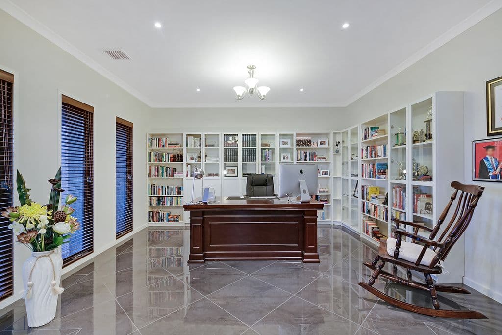 56 Manor House Drive, EPPING VIC 3076, Epping - Thumbnail 4