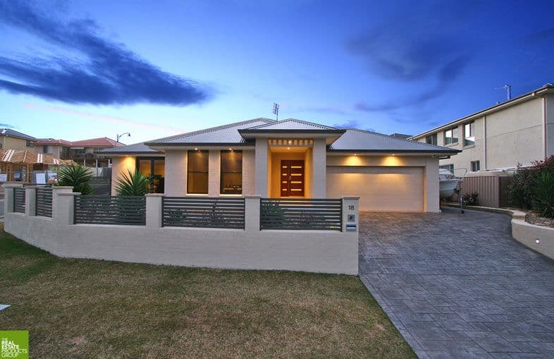 18  Melville Crescent, SHELL COVE NSW 2529, Shell Cove - Image 1