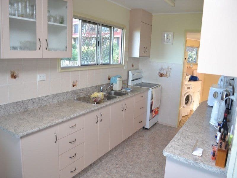 124 Farnborough Road, Meikleville Hill QLD 4703, Meikleville Hill - Thumbnail 4