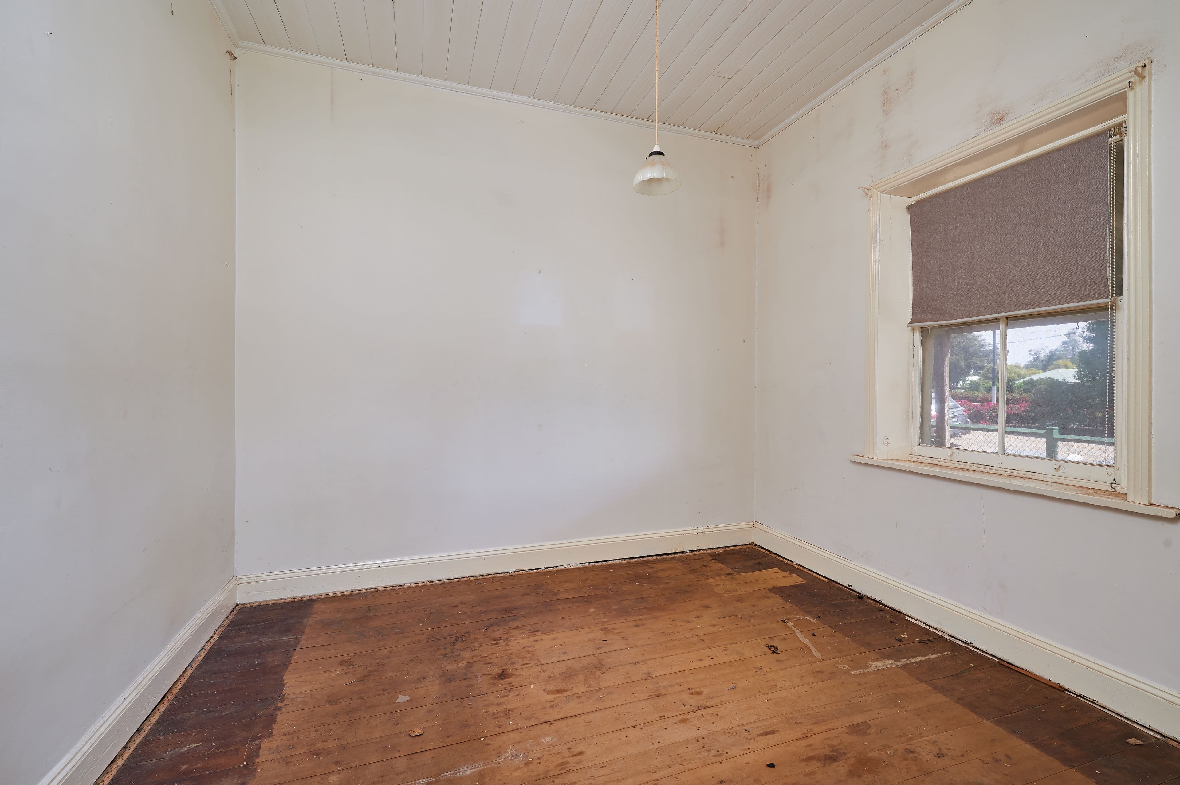 61 Cowabbie Street, Coolamon - Thumbnail 6