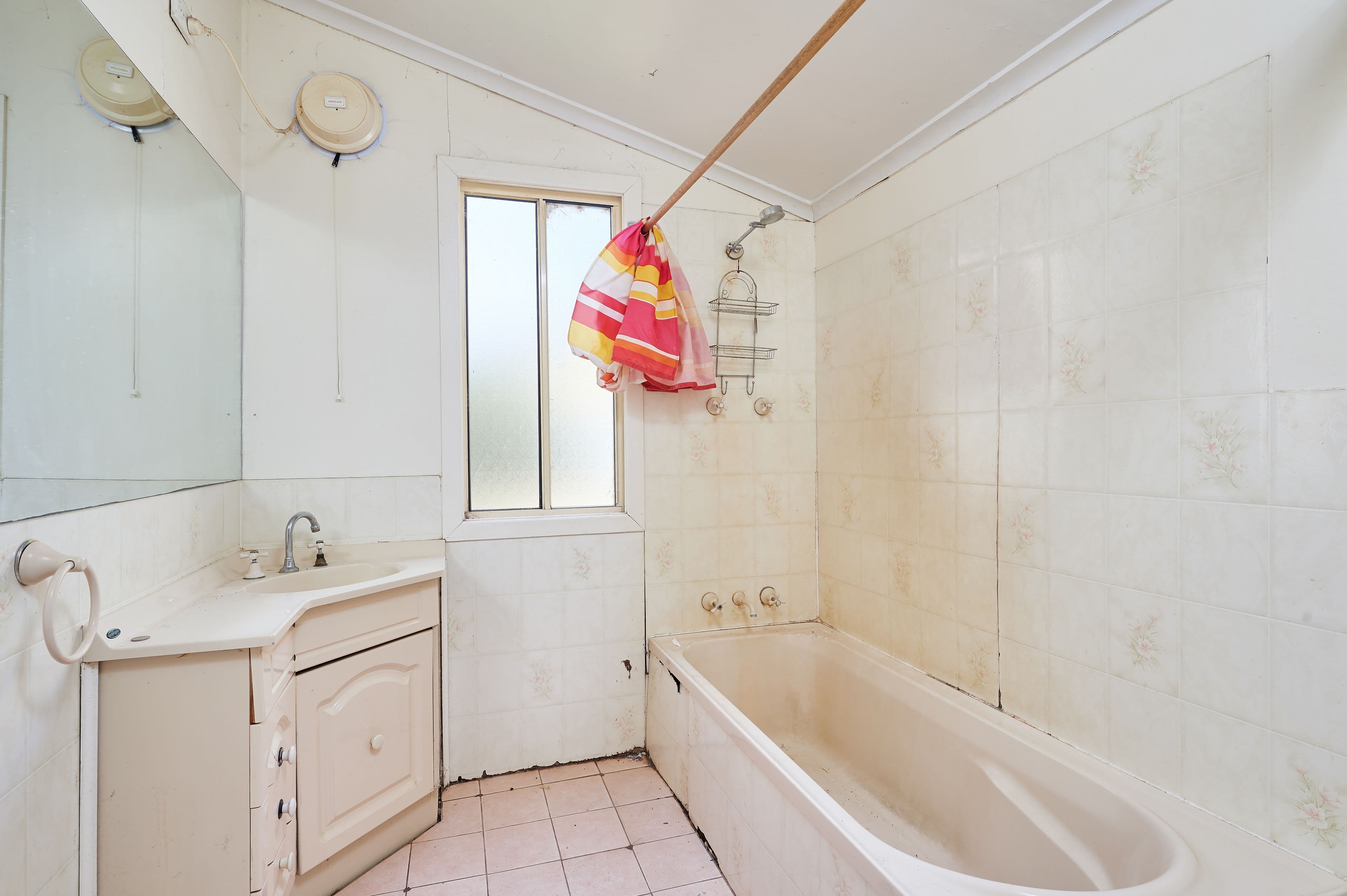 61 Cowabbie Street, Coolamon - Thumbnail 8