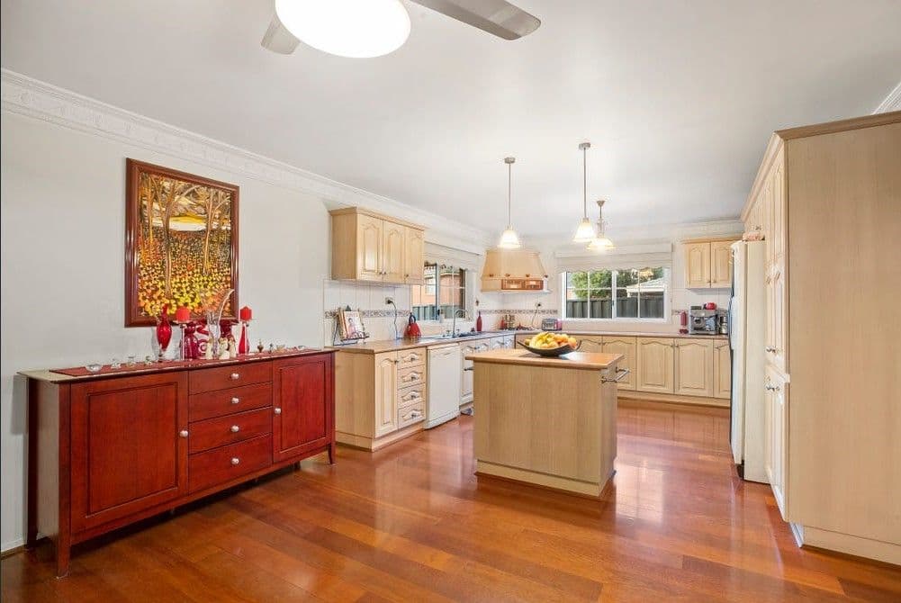 9 Haideh Place, Wantirna South VIC 3152, Wantirna South - Thumbnail 4