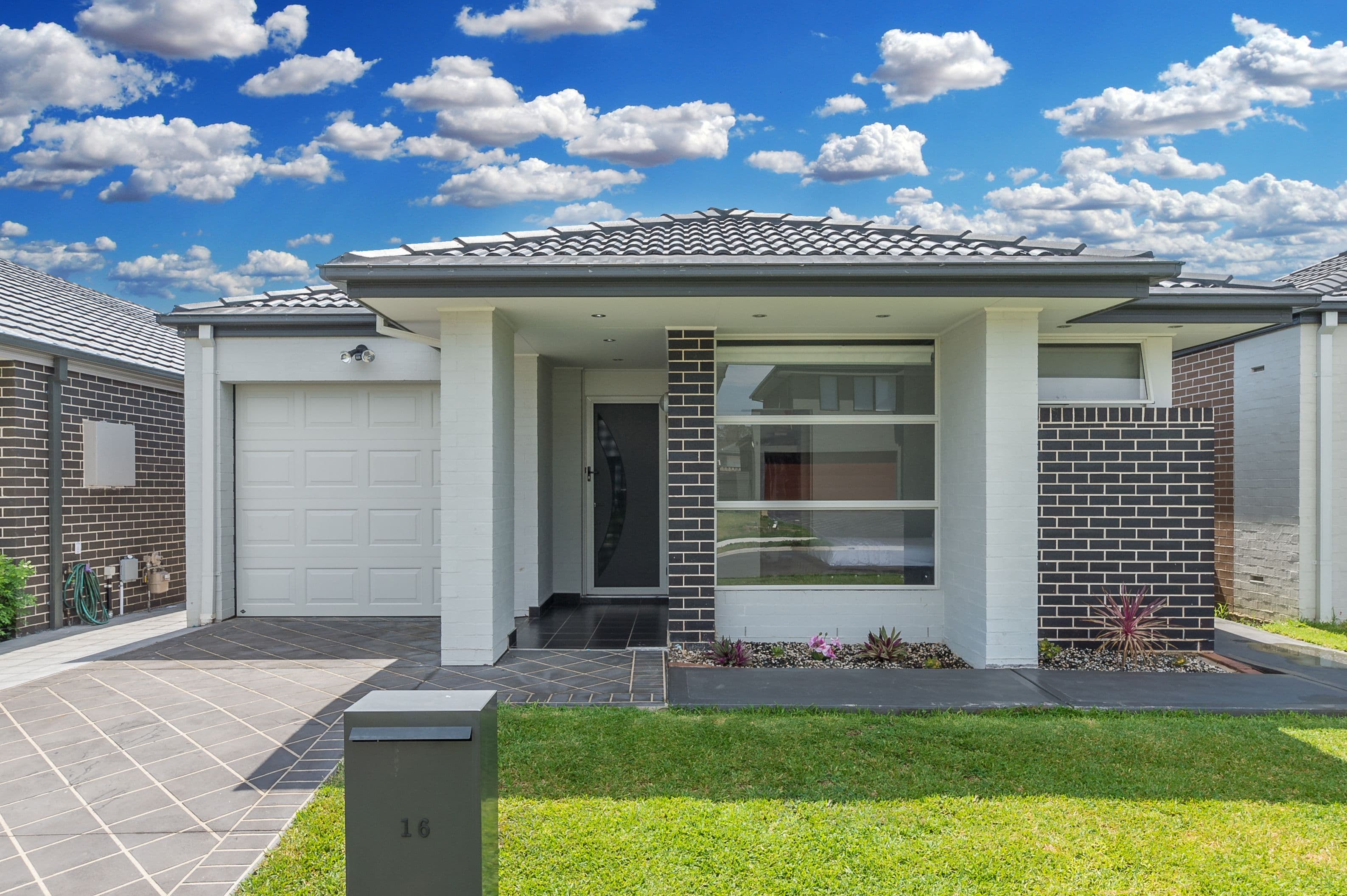 16 Pipistrelle Avenue, Elizabeth Hills - Thumbnail 2