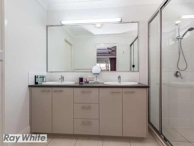 4 Palmgrove Place, NORTH LAKES QLD 4509, North Lakes - Thumbnail 8