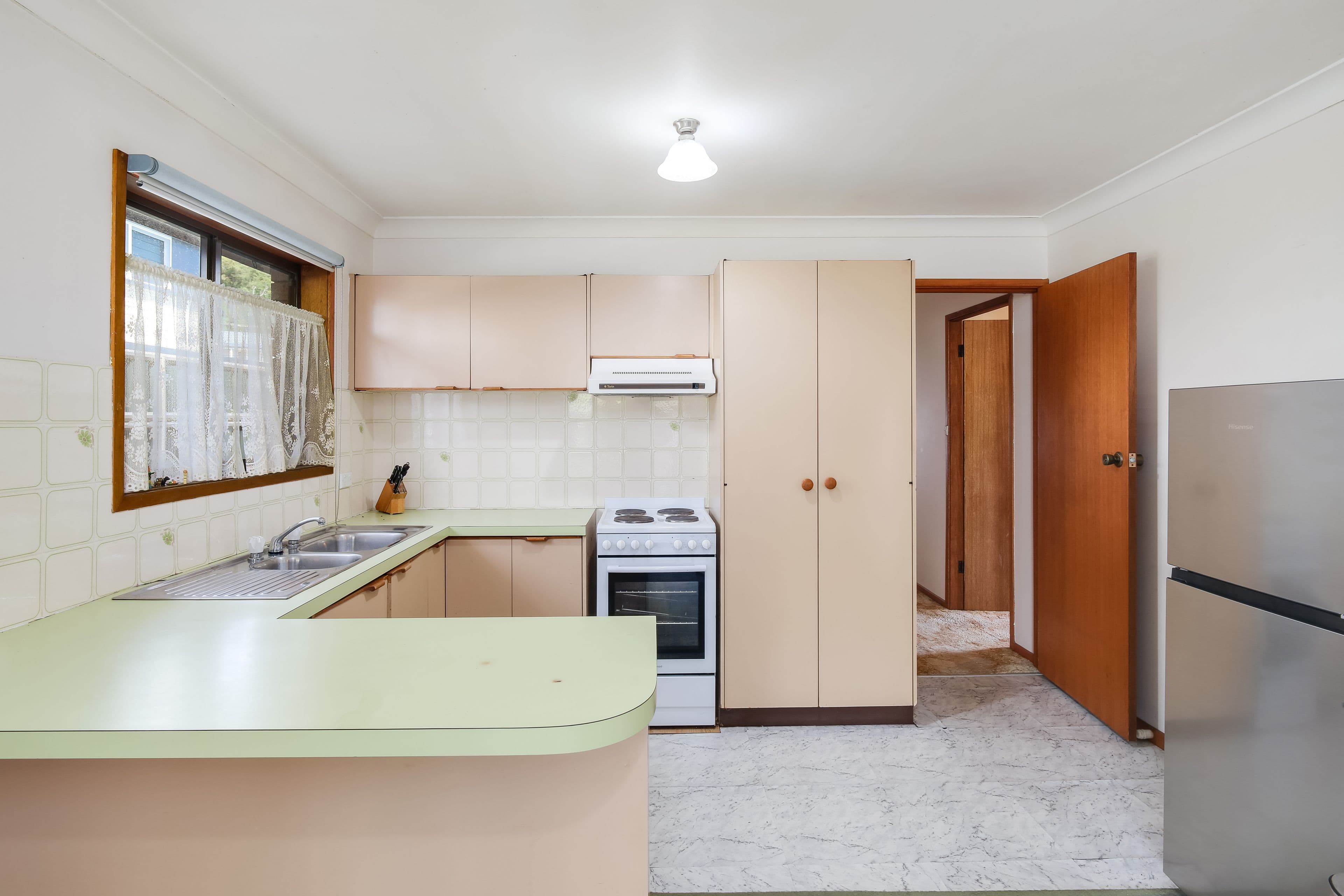 16 Myrtle Road, Empire Bay NSW 2257, Empire Bay - Thumbnail 4