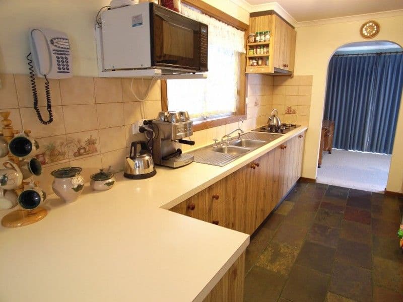 4 Sunrise Court, SHEPPARTON VIC 3630, Shepparton - Thumbnail 3